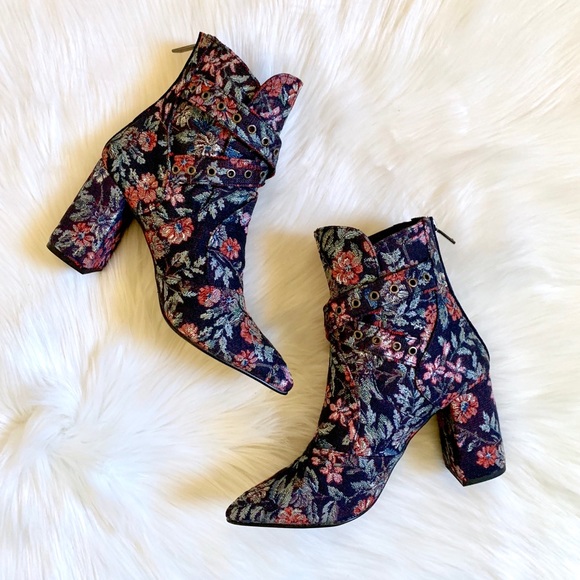 Badgley Mischka Morrisey Floral Pointed Toe Bootie - Picture 2 of 8